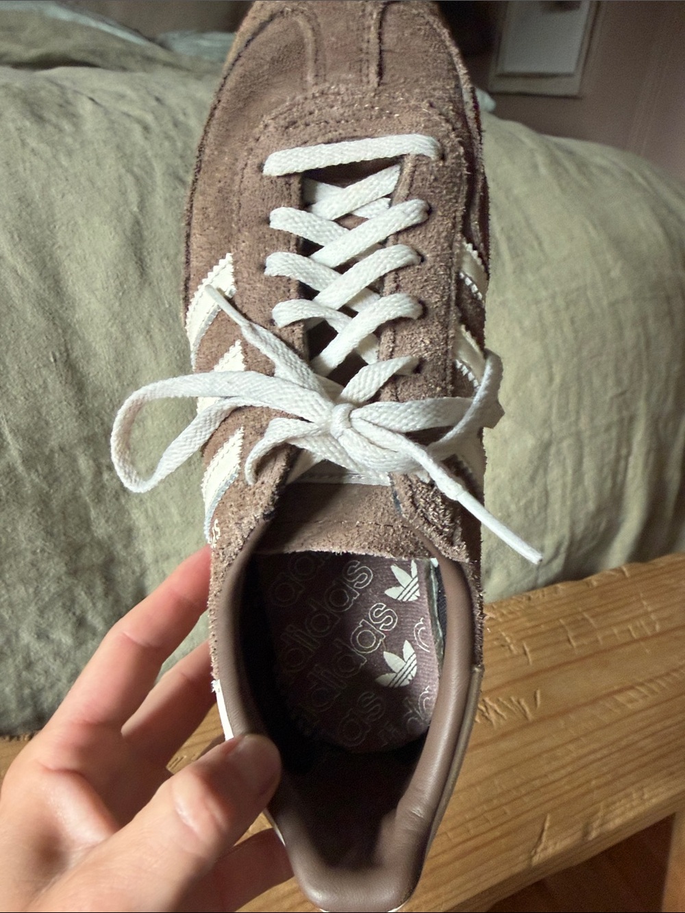 adidas Spezial women Suede Sneakers in Brown & White - Picture 3 of 4